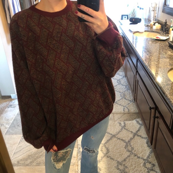 Vintage Sweater - Picture 2 of 4